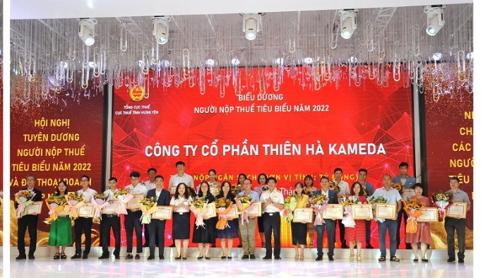 Hưng Yên: Tuyên dương người nộp thuế tiêu biểu năm 2022 và đối thoại doanh nghiệp năm 2023